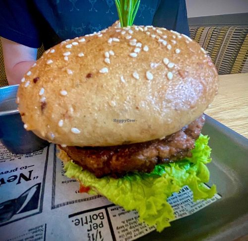 The vegan burger  at Hotel & Restaurant Fines in Santa Magdalena