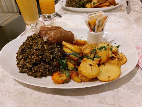 Veganer Grünkohl, Bratkartoffeln und Pinkel at Der Kuhhirte in Bremen