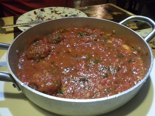 "Meatballs" in tomato sauce at Nanuchka in Tel Aviv