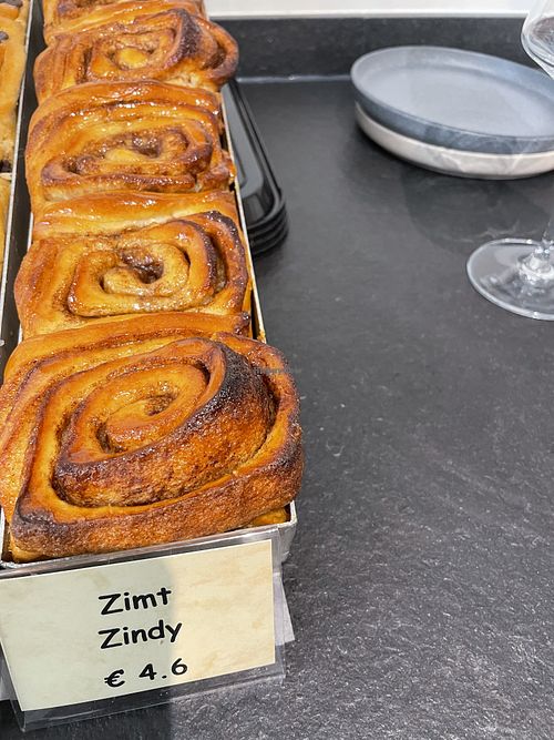   at Bato Café in Munich