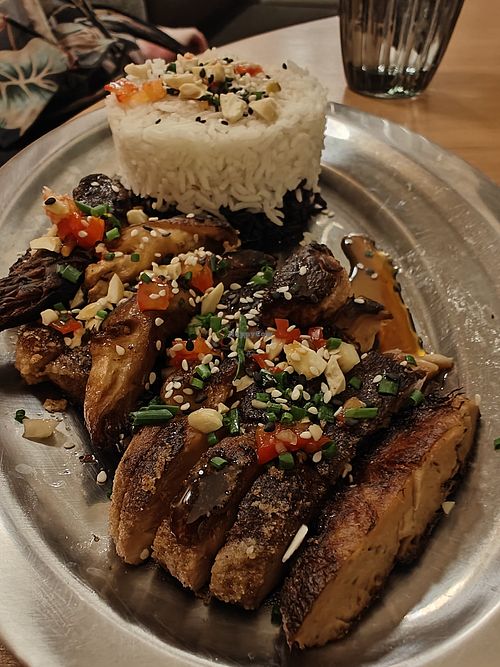 Le Tigre Querit (Lions Mane) at Maora Restaurant - Batignolles in Paris