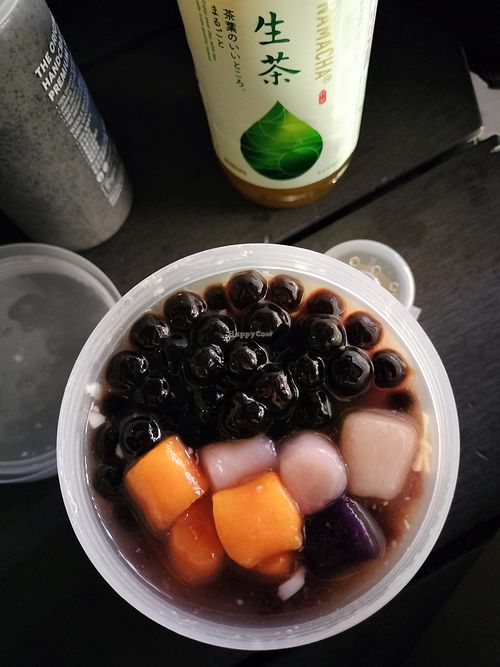 Toppings on tofu pudding at Soymylk Co in New Territories