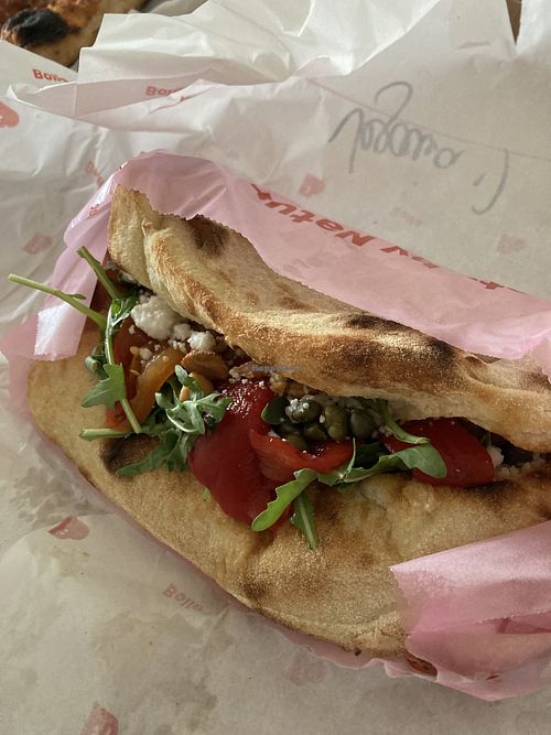 Veganes Pizza Sandwich  at Bolle Pizza Sandwiches – Ottensen in Hamburg