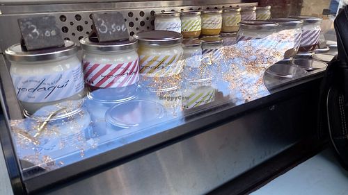 vegan yoghurt @yodaqui at Marché de Céret in Ceret