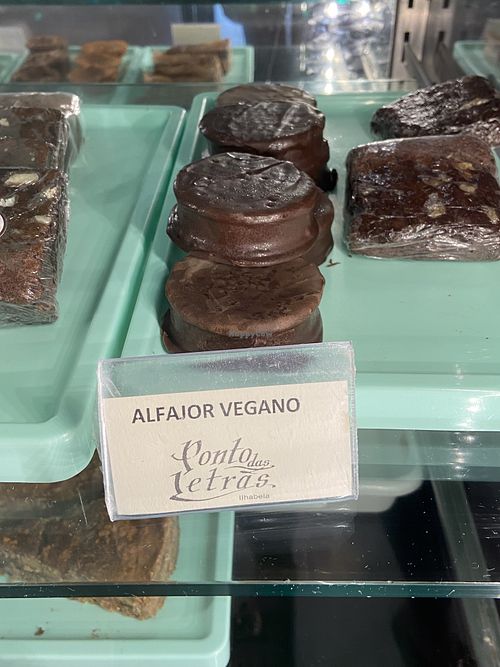 Opção vegana   at Ponto das Letras in Ilhabela