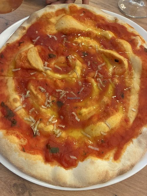 Pizza marinara  at Capriccio Italiano in Merida
