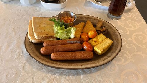 Vegan English breakfast at Vaidila in Alytus