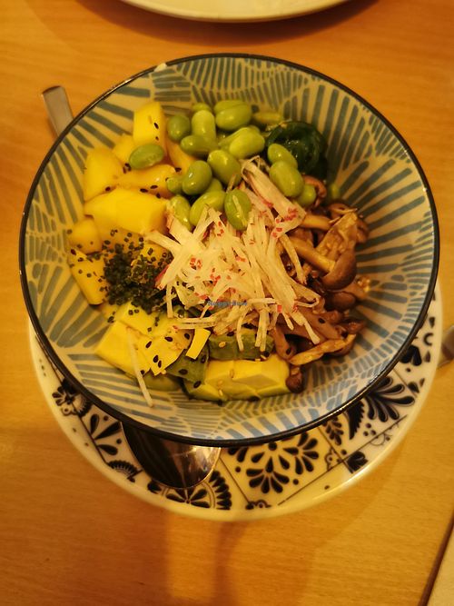 Poke Bowl at Pura Kixen in Carballo