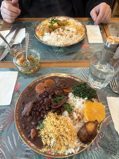   at Vêjé Viver Bem  in Nice