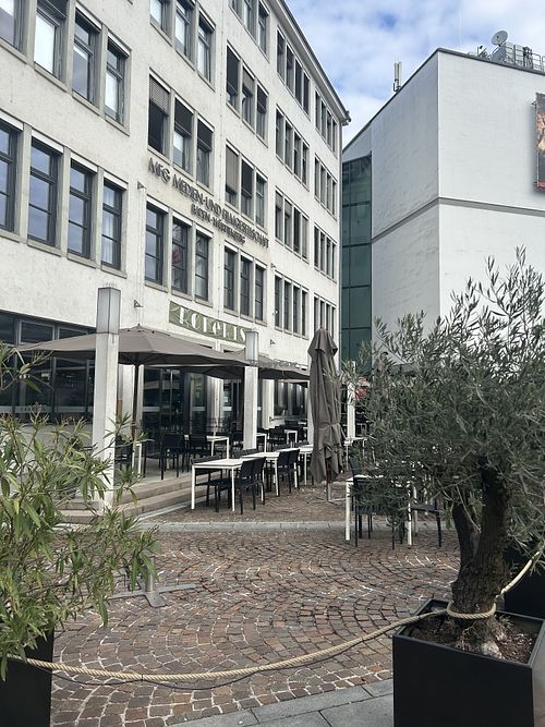   at Roberts in Stuttgart