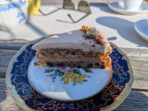 Vegan blueberry nut cake at Törtchenschmiede in Unna