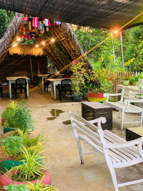 Outside seat at Royal Tasty Cafe in Dambulla