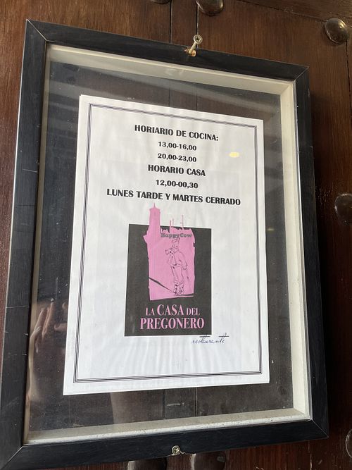 Horario  at Restaurante La Casa del Pregonero in Chinchon