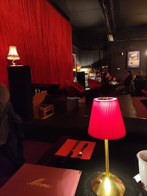 Table at Ciné Mangiare in Ghent
