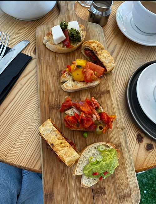 Afternoon Tea VG board 1 personn  at The Twisted Tree  in Castleford