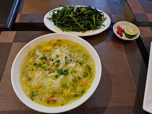 Vegan phở and water spinach with garlic at Cơm Niêu Tam Cốc in Ninh Binh