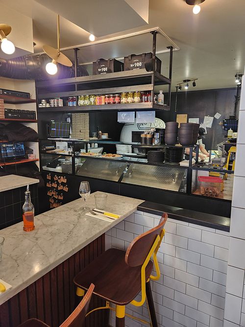  at Pizzéria No 900 in Quebec