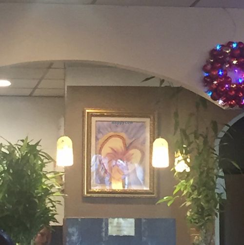 cheerful interior at Blossom Vegan Restaurant in Pleasanton