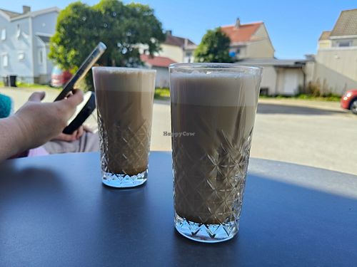  at Lysverket kafé in Andenes