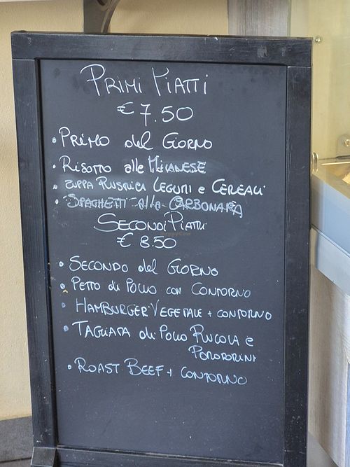 Menu del giorno con due opzioni vegan at NoName Bar in Sorbolo