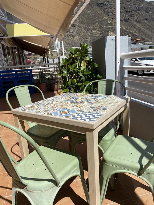 Outdoor seating  at Ca'Yeya Café in La Palma