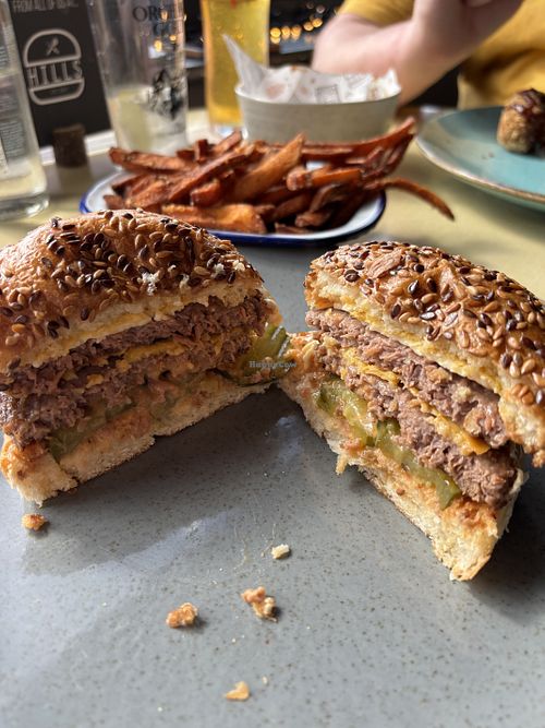 Vegan burger - March ‘25  at Hills in Brecon