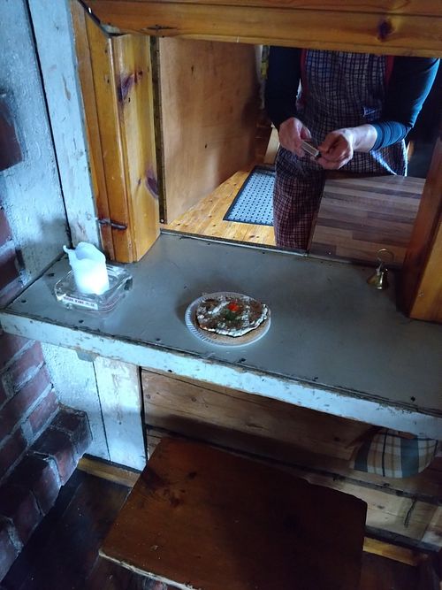  at Elämänluukku Savottakahvila in Aekaeslompolo