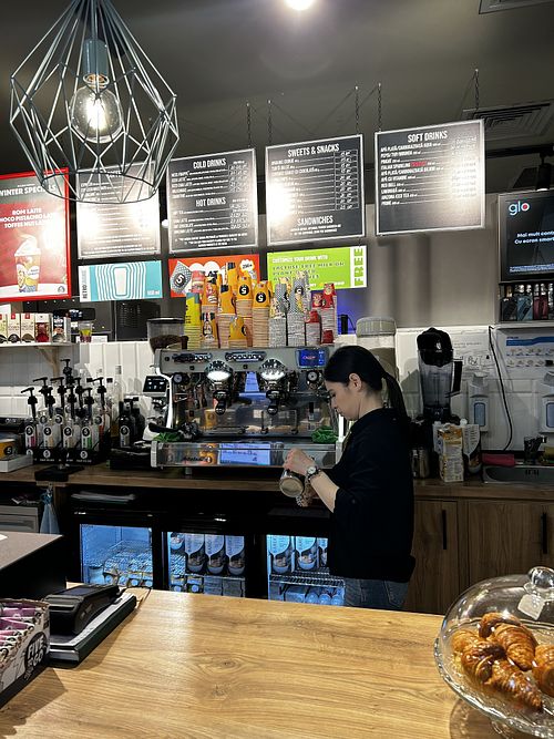 Menú  at OTP - Five to Go - Departures in Bucharest