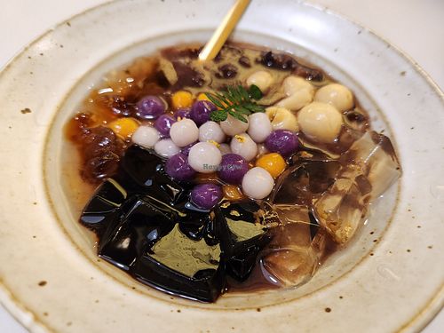 Dessert at One Side Juice - 一面汁原·纯素 in Chongqing