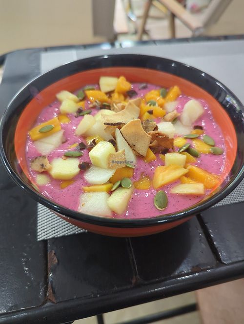 Smoothie bowl at Coffee HƯỚNG QUÁNG in Da Nang