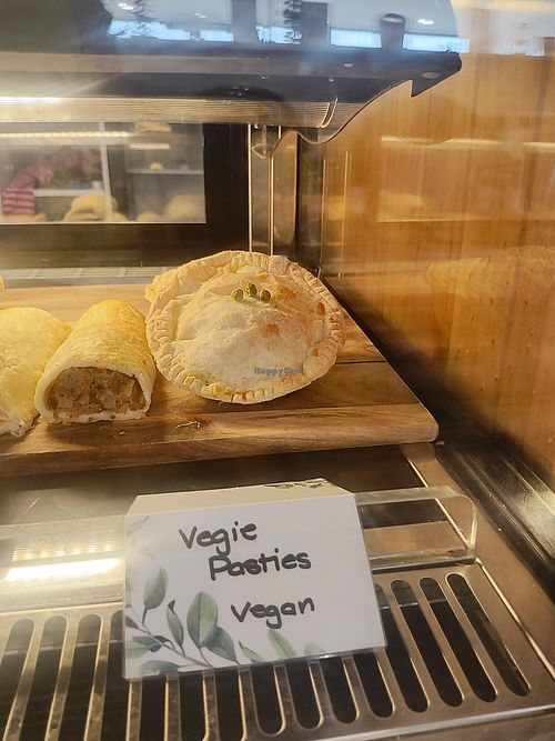 Curried veg flavour, all real whole veg filling at The Bay Gourmet in Venus Bay
