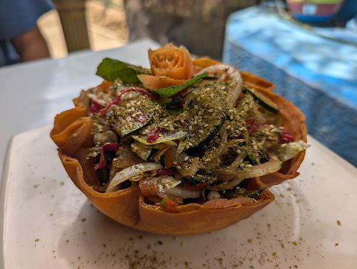 Fried pita salad bowl at Arabesca in Santa Marta