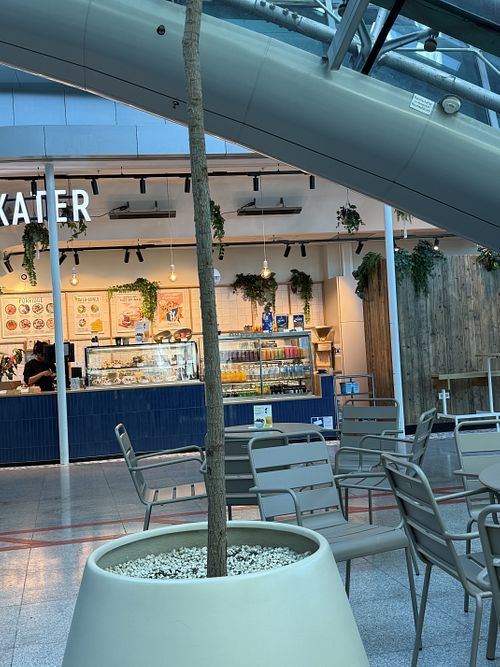 "inside"  at FRA - Haferkater in Frankfurt