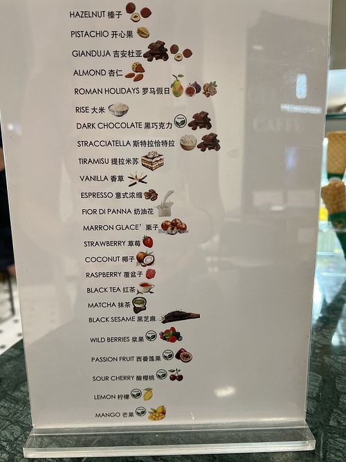 Vegan options clearly marked  at Giolitti Gelato in Shanghai
