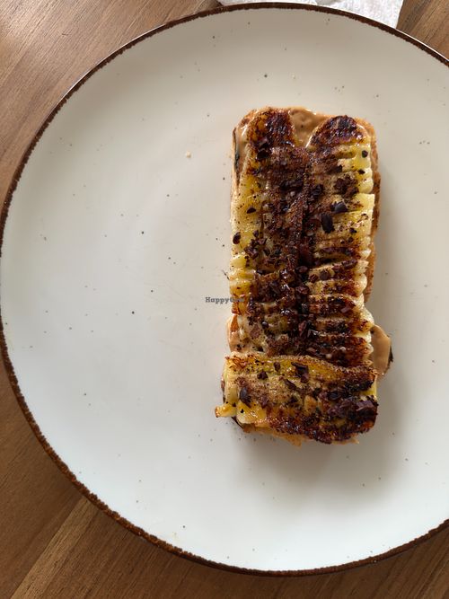 Caramelized Banana & Peanut Butter Toast at Cafe Nella Giungla in Hikkaduwa