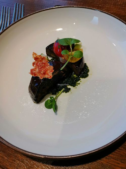 Grilled aubergine with tomato salsa at Skyskraperen - Ulriken643 in Bergen