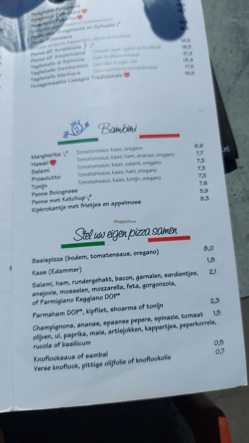 Zelf pizza samenstellen at Il Punto in Zoutelande