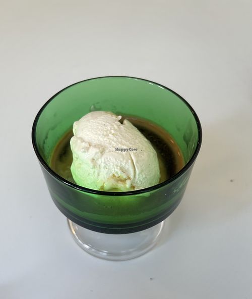 Affogato mit Vanille Eis  at OTTI CHII in Hamburg