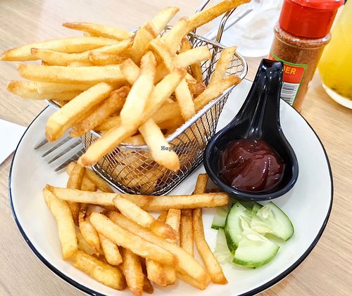 Vegan salted fries at Xuan Vege Cafe -瑄緣 in Kuching