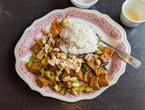 Kung Pao Tofu at Joy Luck Chinese Restaurant in Lynden