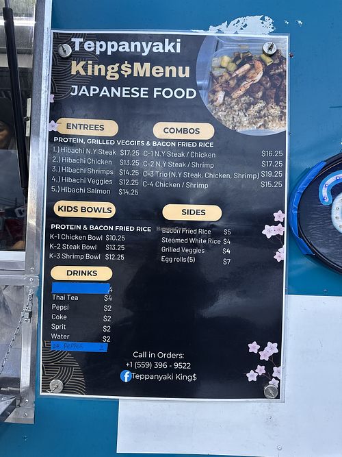 Tofu is not on the menu but just ask, he always has it! And ask for plain white ricee  at Teppanyaki Kings in Eagle Point