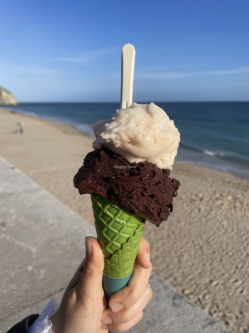 Cocoa and pear-wine  at ECHO Gelato Lab in Sesimbra