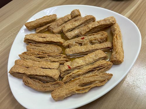 Fried tofu skin at Lianjie Healthy Vegetarian - 蓮潔養生素食(原越南養身素食) in Taipei