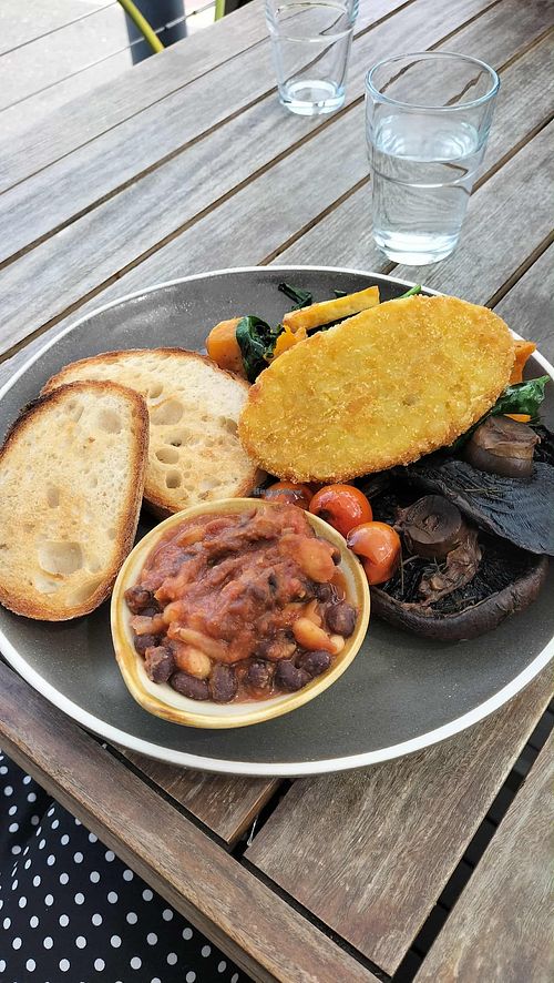 Vegan big breakfasr at Cockles Cafe in Port Elliot