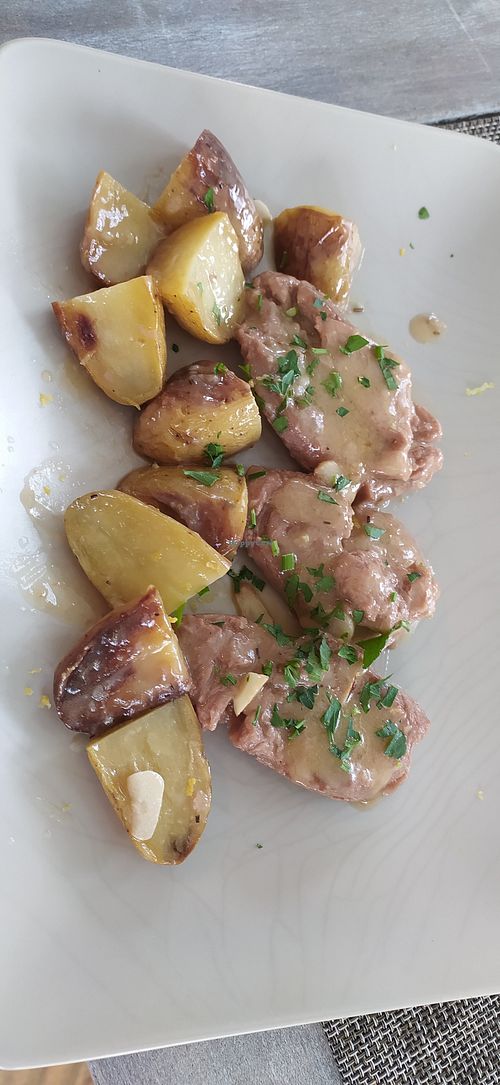 Scaloppine al limone at Swami's Garden in Praia Da Luz