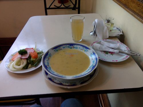 Set lunch menu (without main dish) at Sampe's Restaurante Vegetariano in Lima