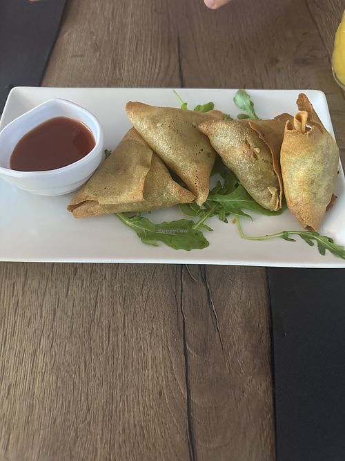 Samosa’s  at Le Petit Blangy by Mezzaluna in Saint-laurent-blangy