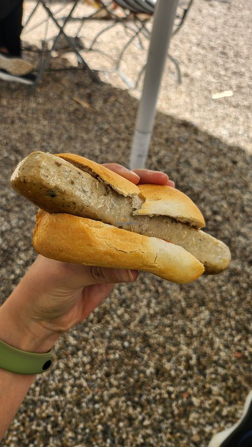 Vegane Bratwurst im Brötchen at Biergarten Altes Schloss zu Hohenbaden Baden-Baden in Baden-baden