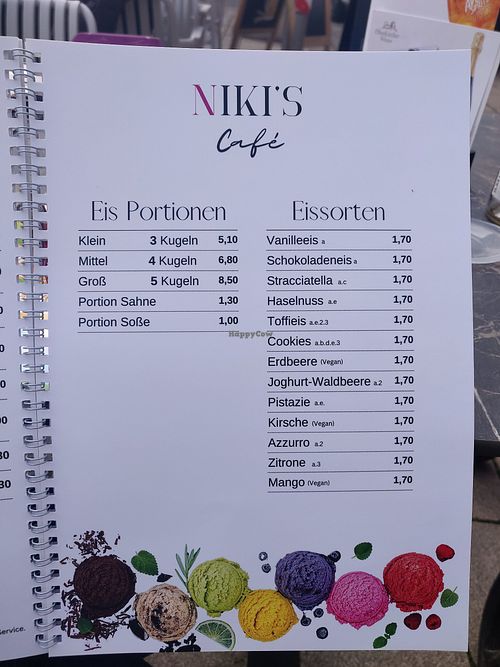 3 vegan ice cream flavours at Niki's Café in Offenburg