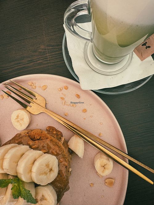 Vegan Pancakes and Matcha Lattee  at J'adore  in Monte Gordo